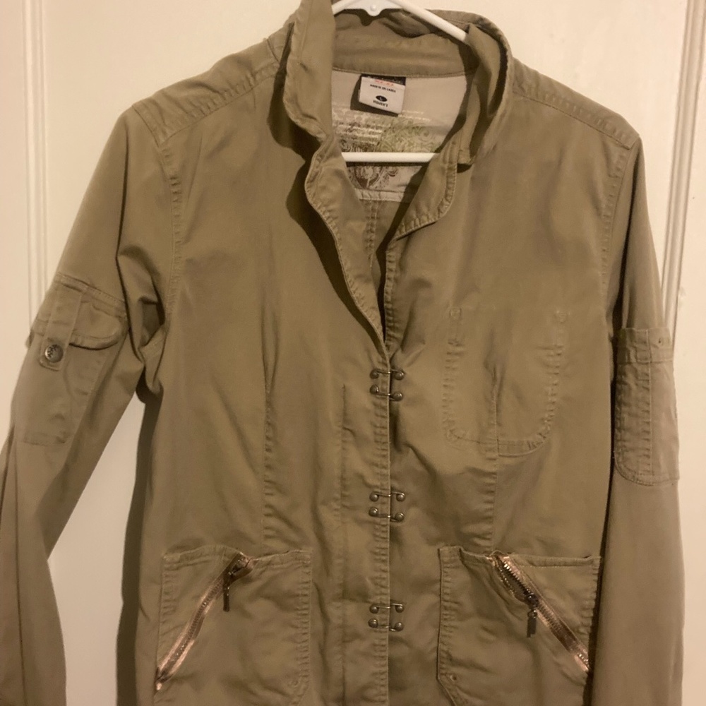 Columbia size Lg lightweight jacket